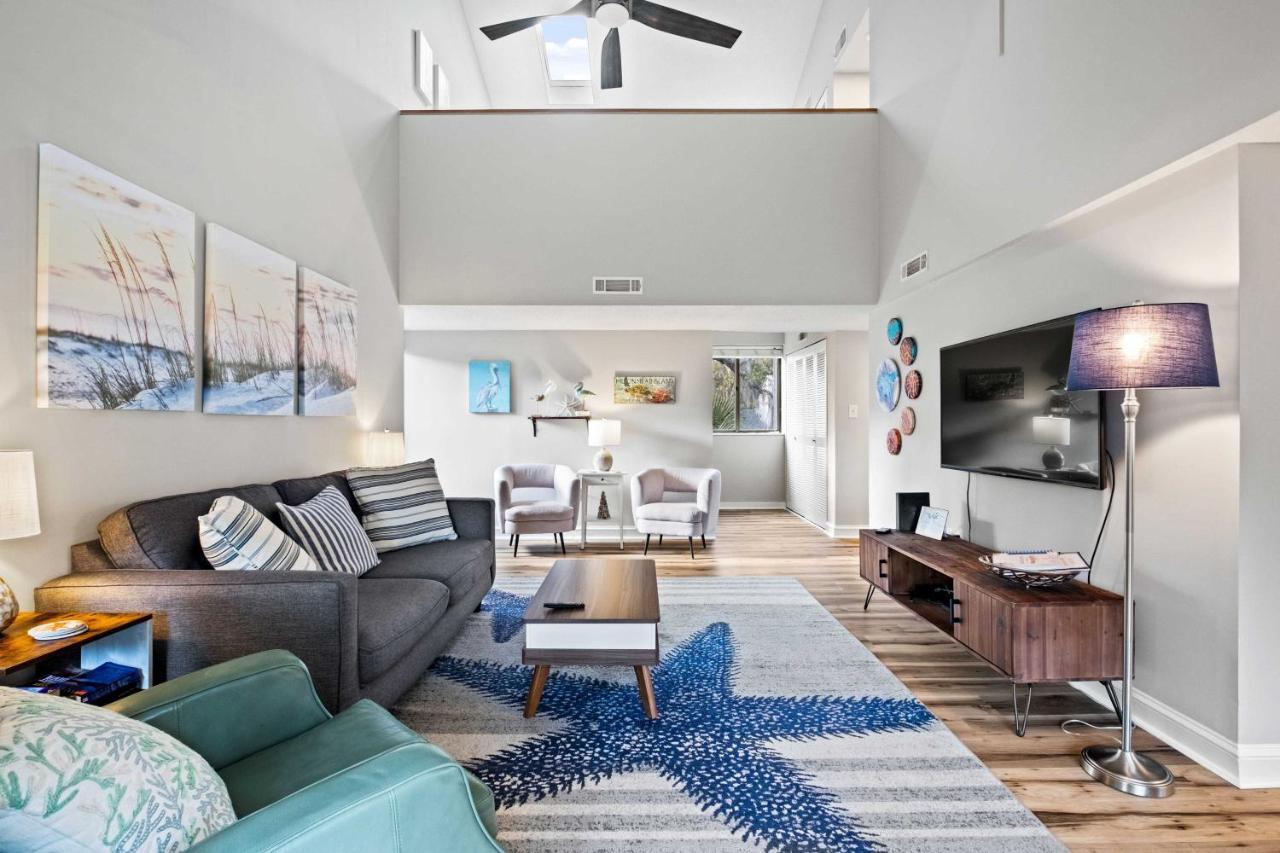Coastal Oasis With Pool - Walk To Coligny Beach Park Hilton Head Island Esterno foto