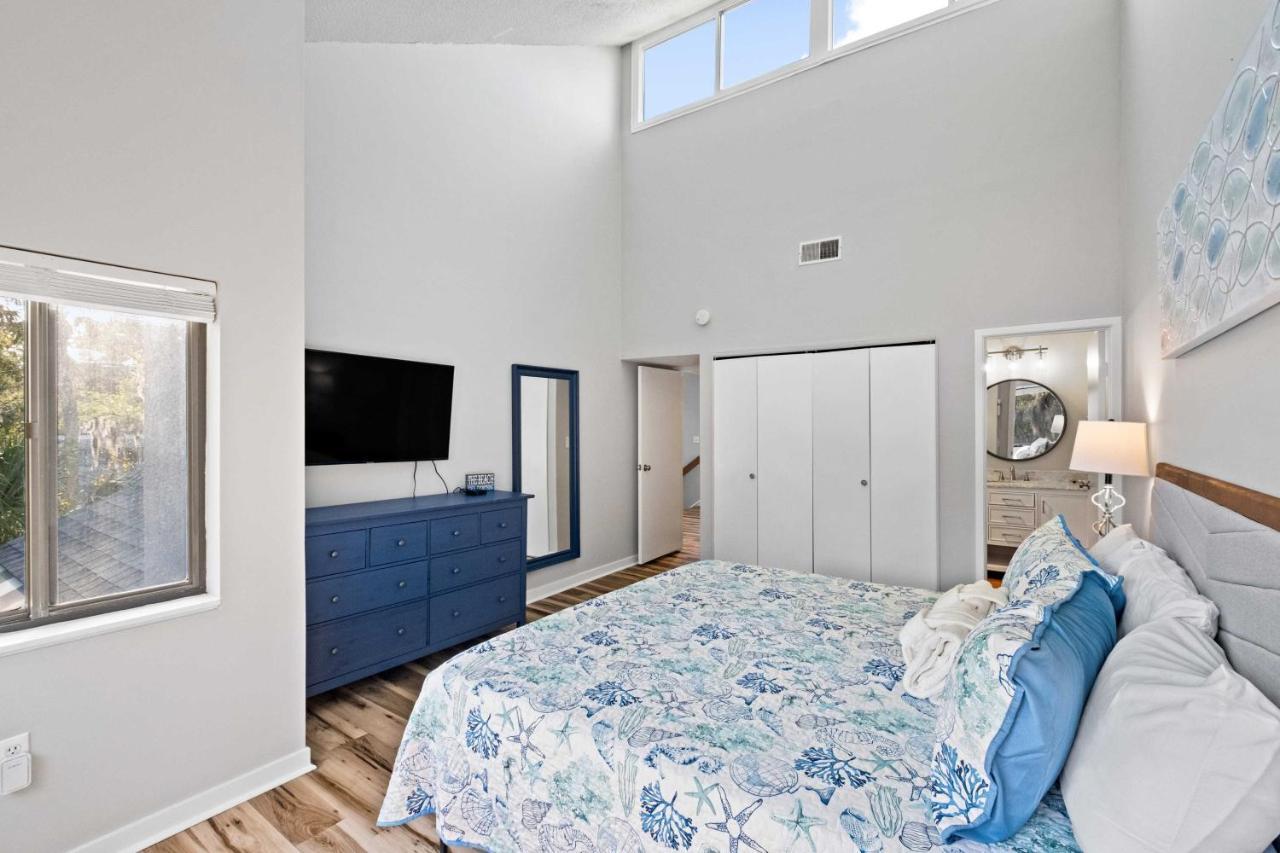Coastal Oasis With Pool - Walk To Coligny Beach Park Hilton Head Island Esterno foto